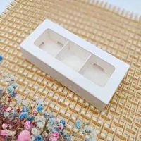 Коробка для 3 конфет, белая 13*5*3,3см